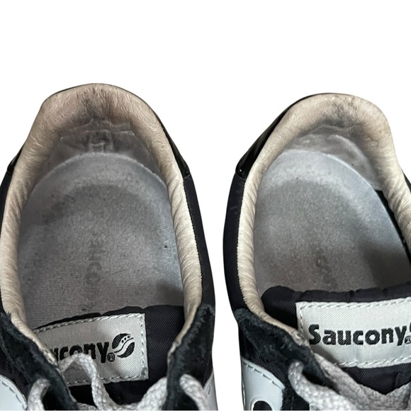 Saucony black & white sneakers. Size 9.5 boxBK - Picture 3 of 11